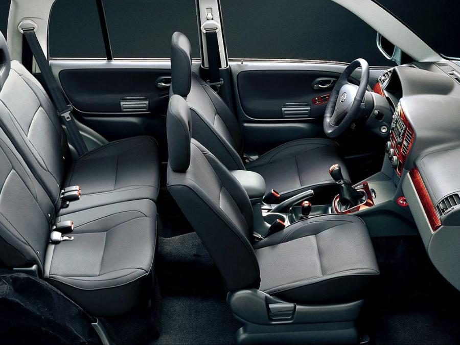  Suzuki Grand Vitara 5-Door 1998 года  (фото 4 из 6)